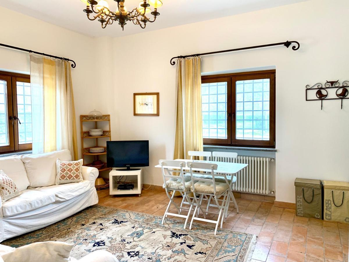 Agriturismo Potrero Grande Sul Lago Di Martignano Con Spiaggia كامباغنانو دي روما المظهر الخارجي الصورة