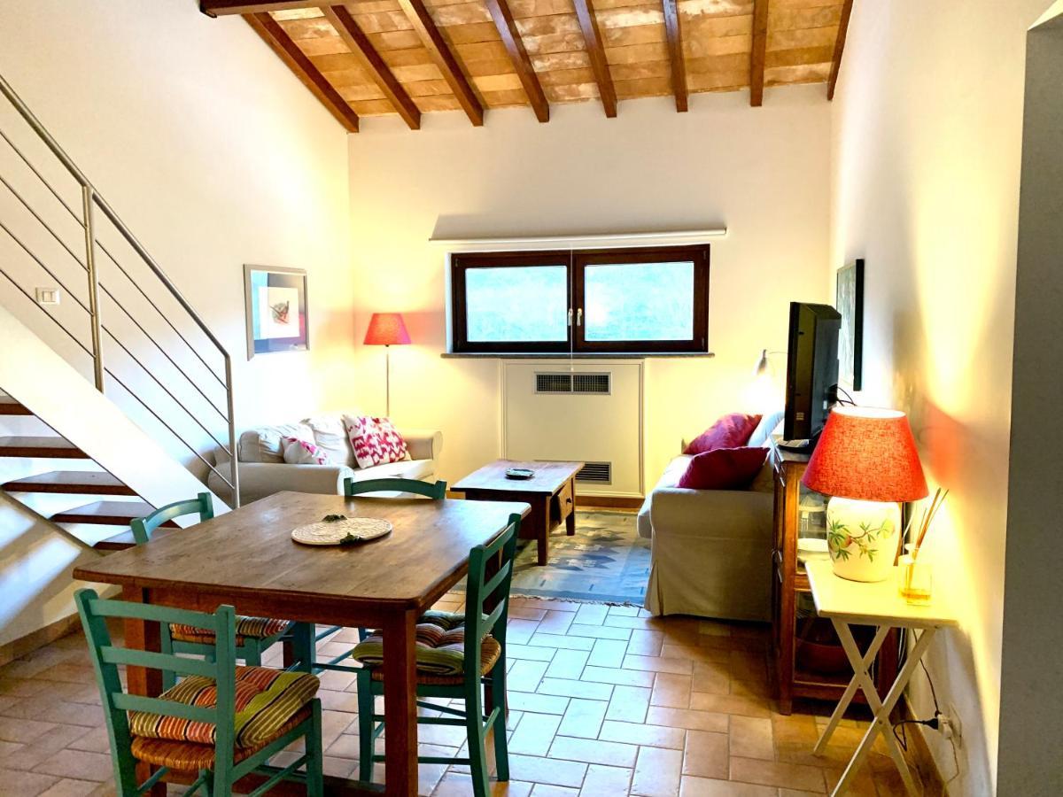 Agriturismo Potrero Grande Sul Lago Di Martignano Con Spiaggia كامباغنانو دي روما المظهر الخارجي الصورة