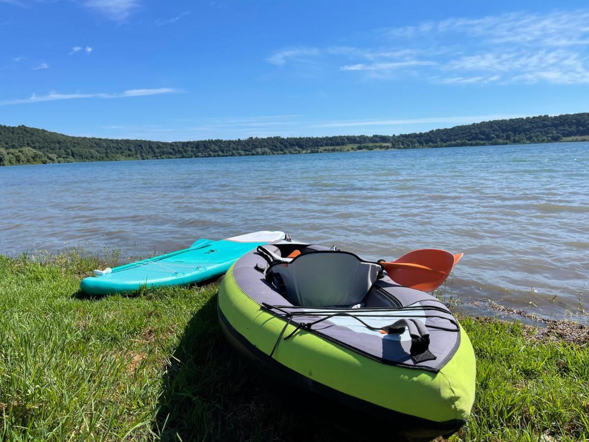 Agriturismo Potrero Grande Sul Lago Di Martignano Con Spiaggia كامباغنانو دي روما المظهر الخارجي الصورة