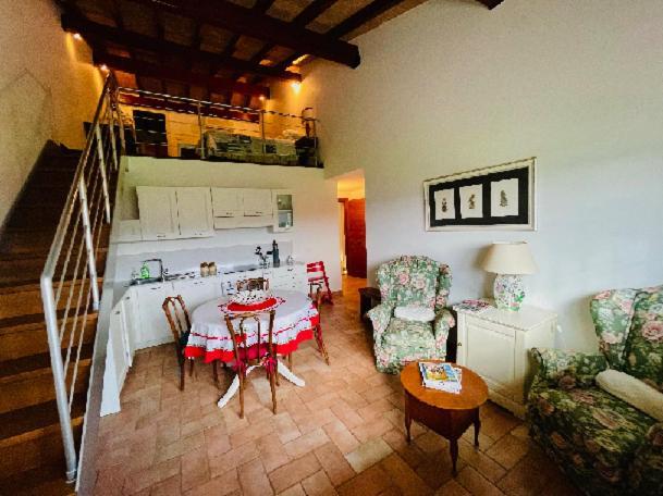 Agriturismo Potrero Grande Sul Lago Di Martignano Con Spiaggia كامباغنانو دي روما المظهر الخارجي الصورة