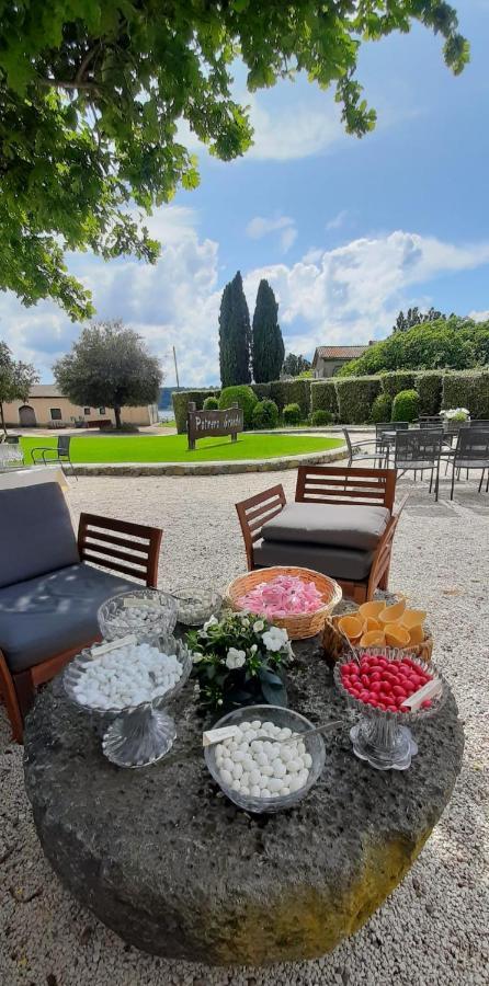 Agriturismo Potrero Grande Sul Lago Di Martignano Con Spiaggia كامباغنانو دي روما المظهر الخارجي الصورة